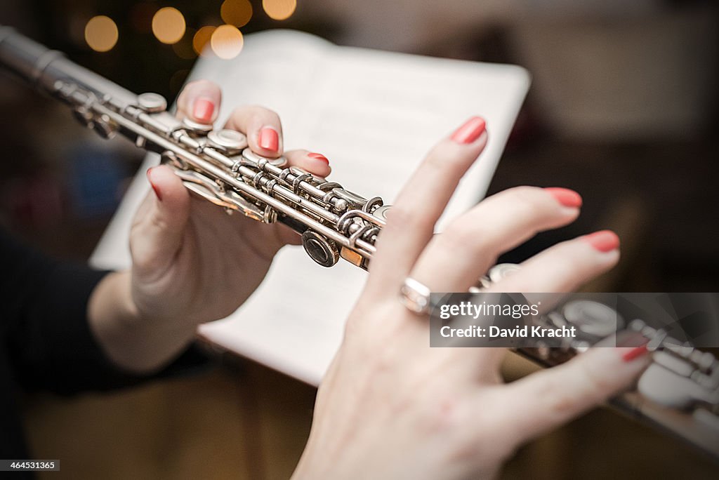 Playing the transverse flute