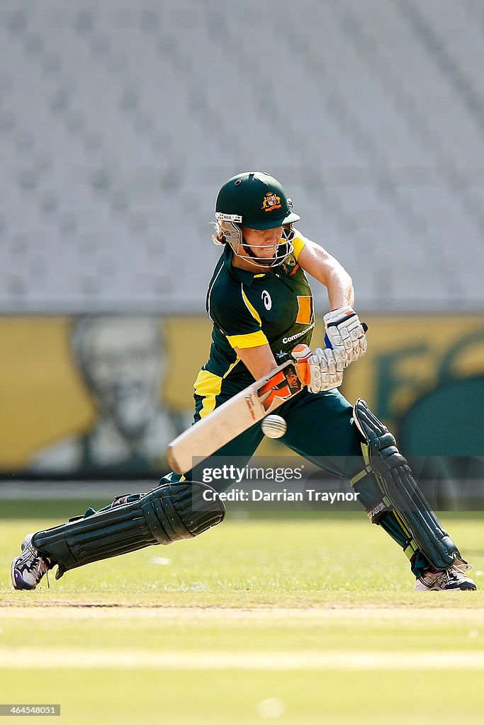 Australia v England - Women's ODI: Game 2