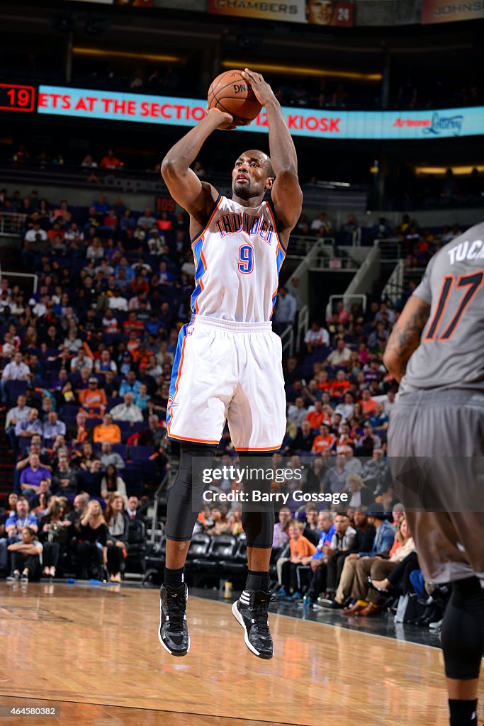 Oklahoma Thunder v Phoenix Suns