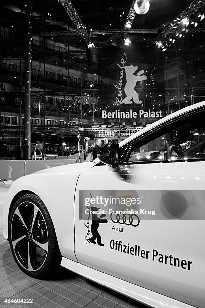 Shuttle car arrives at the red carpet for the Closing Ceremony of the 65th Berlinale International Film Festival on February 14, 2015 in Berlin,...