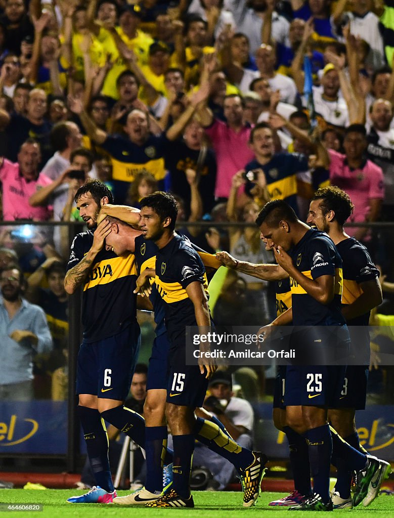 Boca Juniors v Montevideo Wanderers - Copa Bridgestone Libertadores 2015