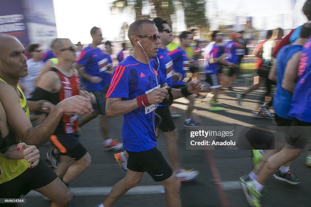 Runners compete in Tel Aviv Marathon