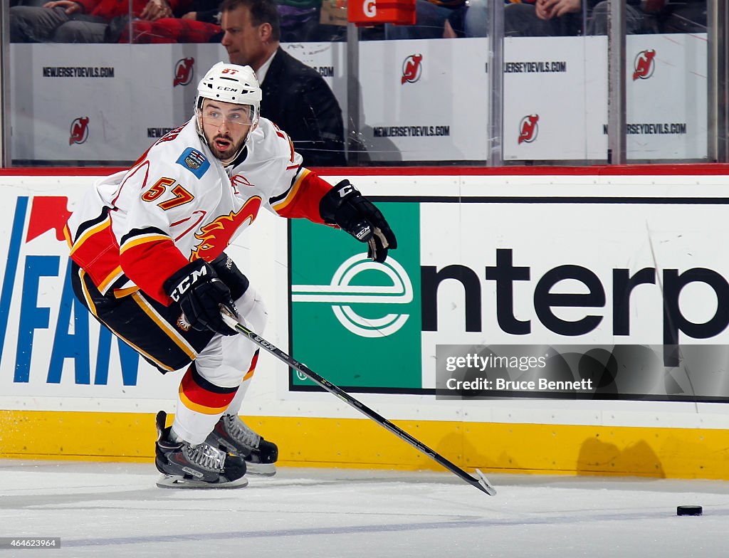 Calgary Flames v New Jersey Devils