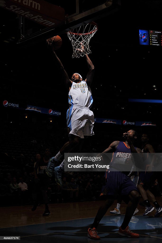 Phoenix Suns v Denver Nuggets