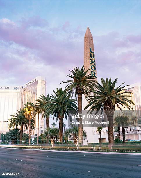 hotels along the strip, las vegas - obelisk stock pictures, royalty-free photos & images