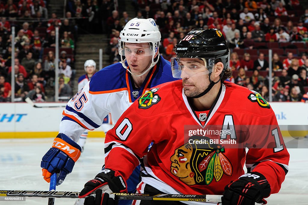 Edmonton Oilers v Chicago Blackhawks