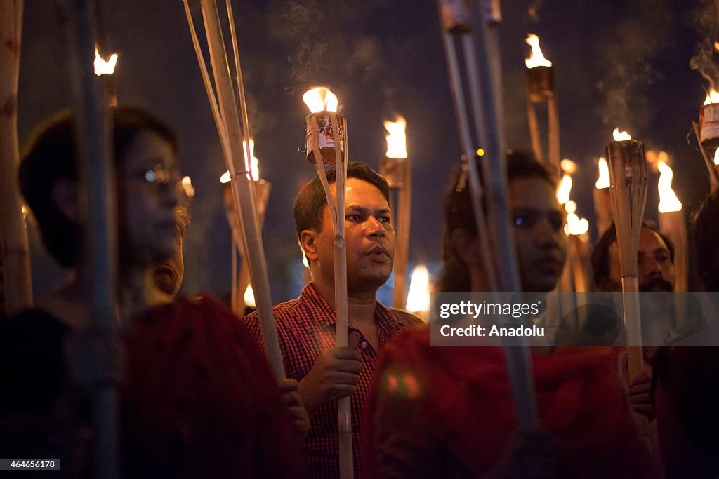 Protest at Dhaka after death of US blogger Avijit Roy