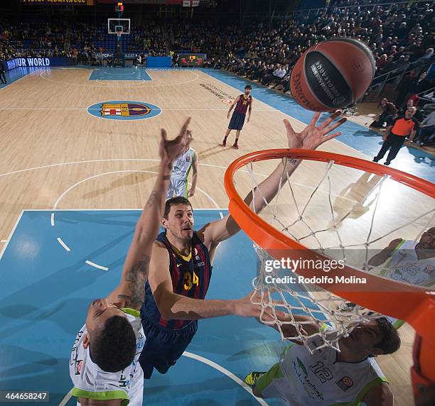 Bostjan Nachbar, #34 of FC Barcelona in action during the 2013-2014 Turkish Airlines Euroleague Top 16 Date 4 game between FC Barcelona Regal v...