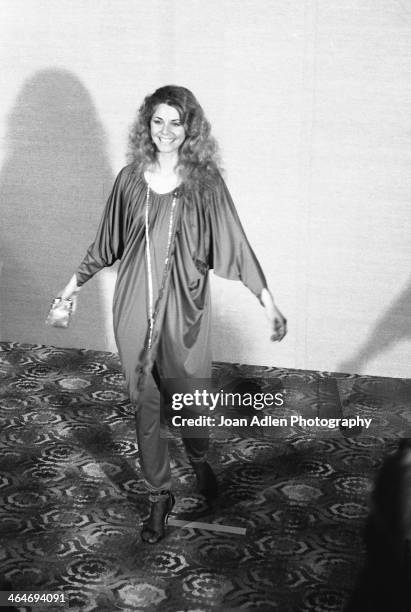 Actress Lindsay Wagner attends at the 30th Annual Emmy Awards on September 17, 1978 at the Pasadena Civic Auditorium in Pasadena, California.