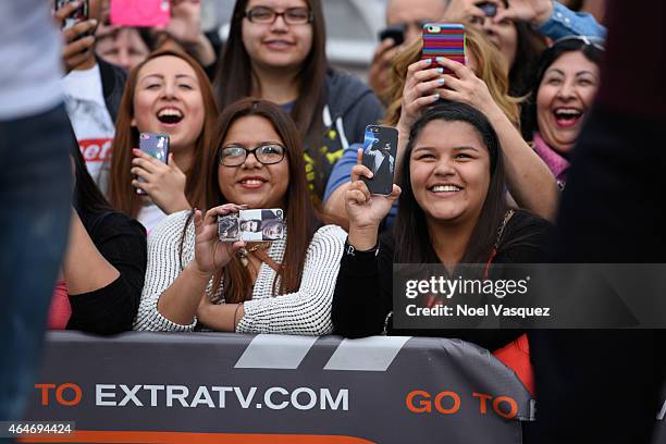 Royce Rumer Rumer Willis And Prince Royce On Extra Photos and Premium High Res ...
