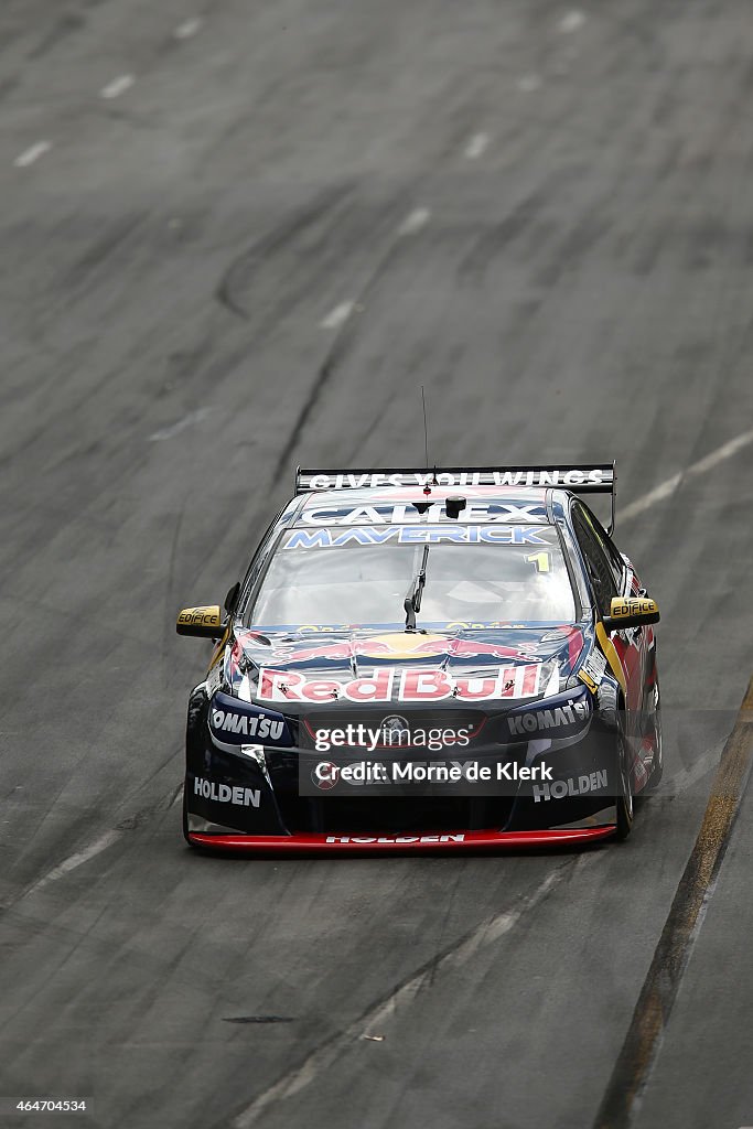 V8 Supercars Clipsal 500 - Race 1 & 2