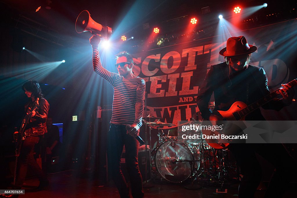 Scott Weiland And The Wildabouts In Concert - Chicago, Illinois