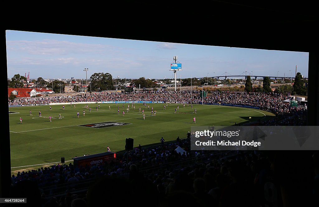 NAB Challenge - Western Bulldogs v Richmond