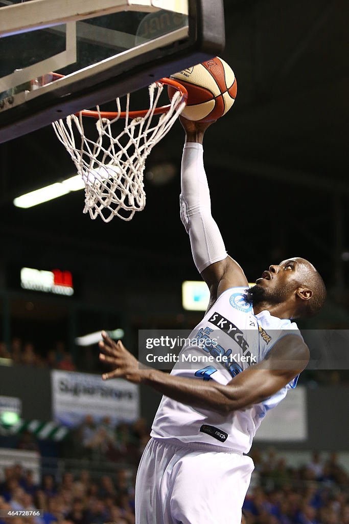 Adelaide v New Zealand - NBL Semi Final: Game 2