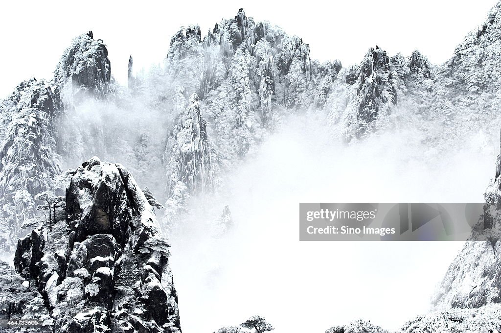 Snow scene in Huangshan