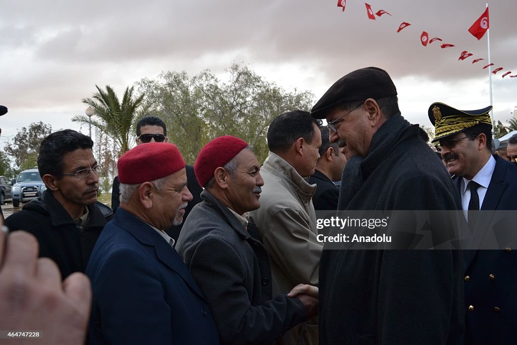 Tunisia's PM Habib Essid visits Zehibe town
