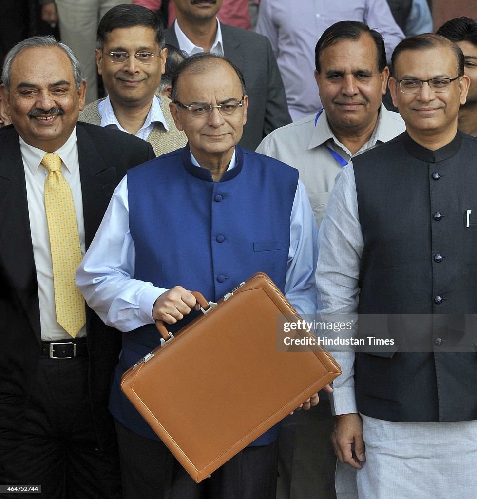 Union Finance Minister Arun Jaitley Unveils Budget 2015-16