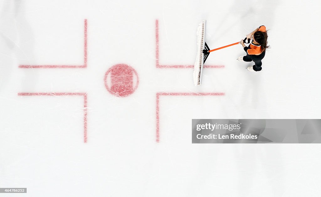 Washington Capitals v Philadelphia Flyers