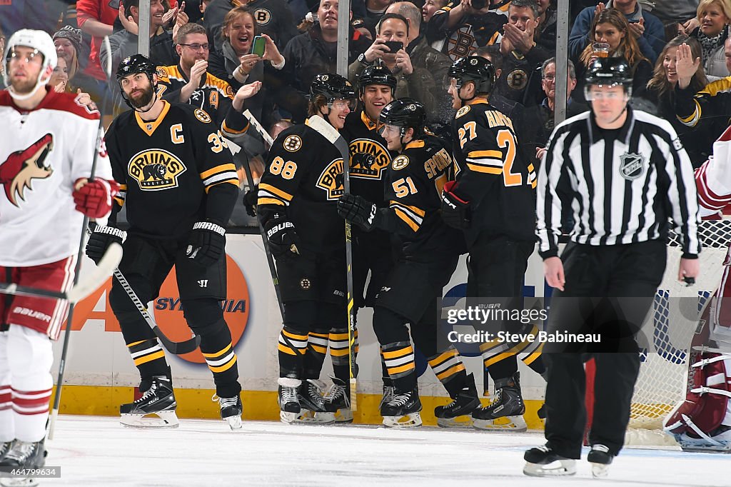 Arizona Coyotes v Boston Bruins