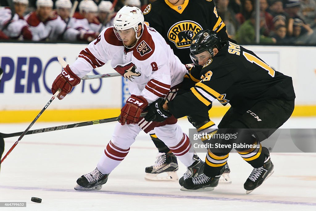 Arizona Coyotes v Boston Bruins