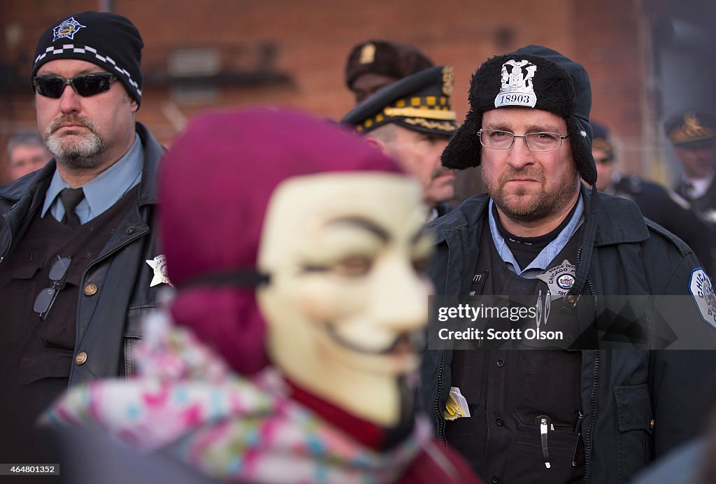 Protestors Rally Outside Purported Chicago Police "Black Site"