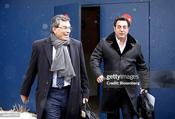 67 Ayman Asfari Stock Photos, High-Res Pictures, and Images - Getty Images