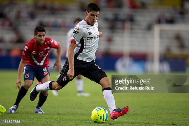Enrique Perez of Atlas drives the ball during a match between Atlas and Veracruz as part of 8th round Clausura 2015 Liga MX at Jalisco Stadium on...
