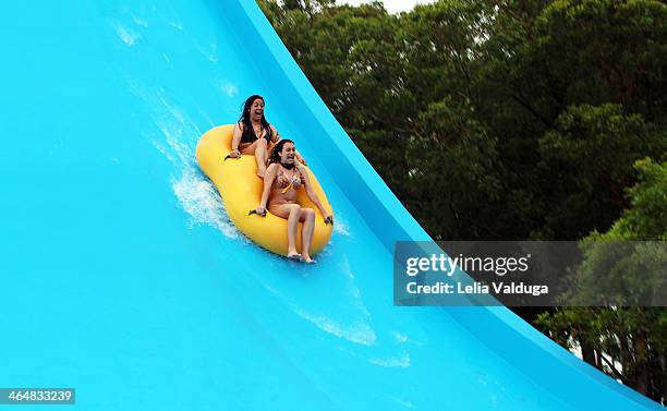 uuuuuuuuuuuuuuuuuuuuuuuuuuuuuuuuuuuuuuuaaaaaaaaaaa - water park stock pictures, royalty-free photos & images