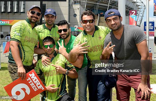 Pakistan fans pose for a photo during the 2015 ICC Cricket World Cup match between Pakistan and Zimbabwe at The Gabba on March 1, 2015 in Brisbane,...