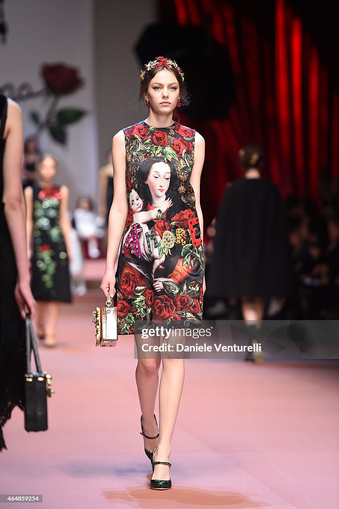 Dolce & Gabbana- Runway - MFW FW2015