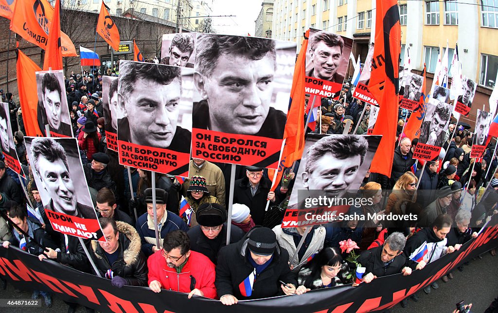 Mourners March After Russian Opposition Politician Boris Nemtsov Shot Dead