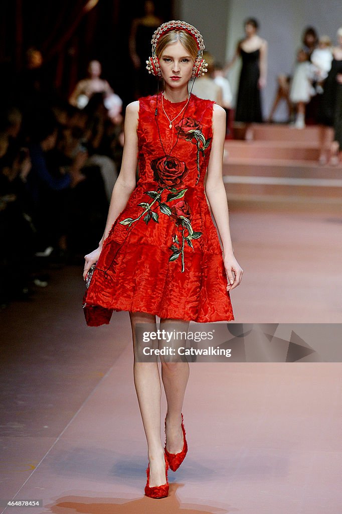 Dolce & Gabbana - Runway RTW - Fall 2015 - Milan Fashion Week