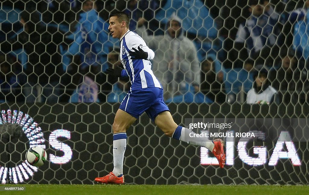 FBL-POR-LIGA-PORTO-SPORTING