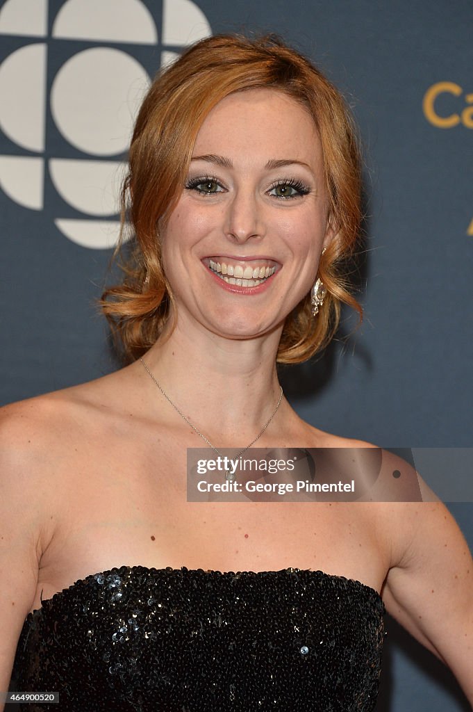 Actress Carrie-Lynn Neales arrives at the 2015 Canadian Screen Awards