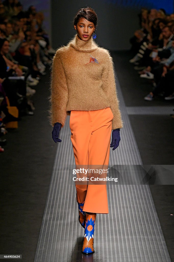 MSGM - Runway RTW - Fall 2015 - Milan Fashion Week