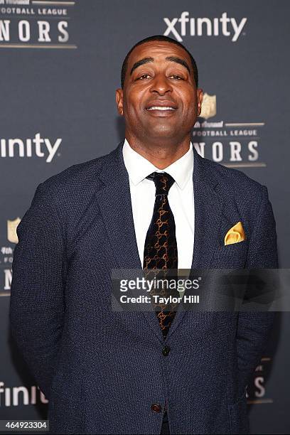 Cris Carter attends the 2015 NFL Honors at Phoenix Convention Center on January 31, 2015 in Phoenix, Arizona.