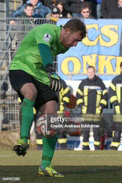 David Hohs of Saarbruecken during the Regionalliga Suedwest match between SV Elversberg and 1. FC Saarbruecken on February 28, 2015 in Neunkirchen,...
