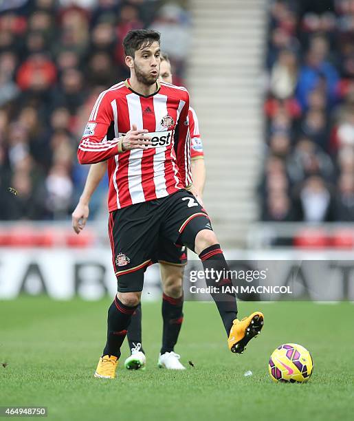 Sunderland's Argentinian midfielder Ricardo Alvarez passes the ball during the English Premier League football match between Sunderland and West...