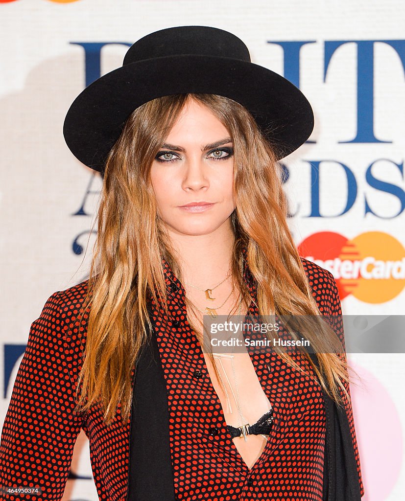 BRIT Awards 2015 - Red Carpet Arrivals