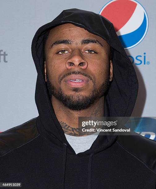 Sage Welsh Rapper Reveal (Rapper) Photos and Premium High Res Pictures - Getty Images
