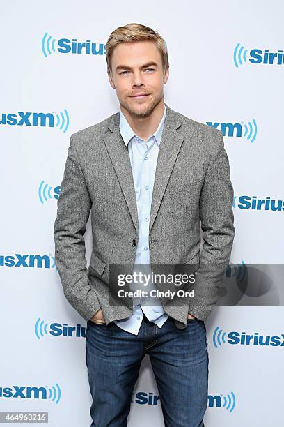 Dancer Derek Hough visits the SiriusXM Studios on March 2, 2015 in New York City.