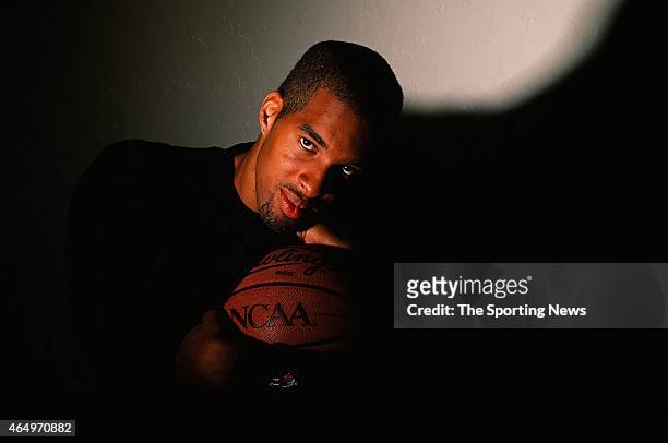 Loren Woods of the Arizona Wildcats pose for a photo on October 27, 1999.