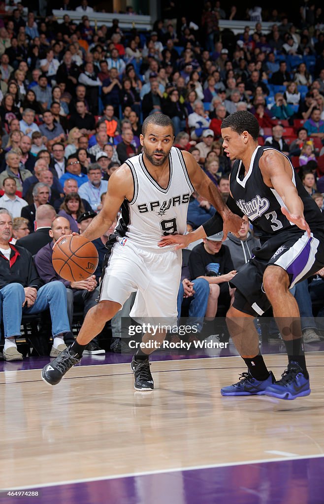 San Antonio Spurs v Sacramento Kings