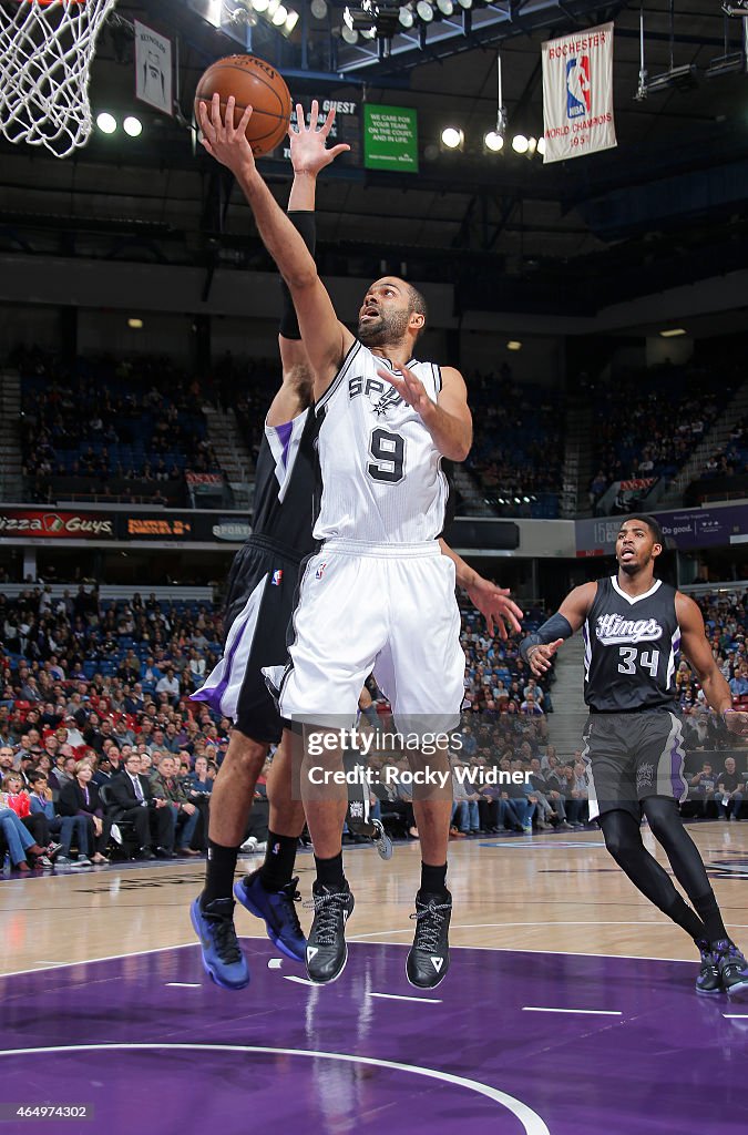 San Antonio Spurs v Sacramento Kings