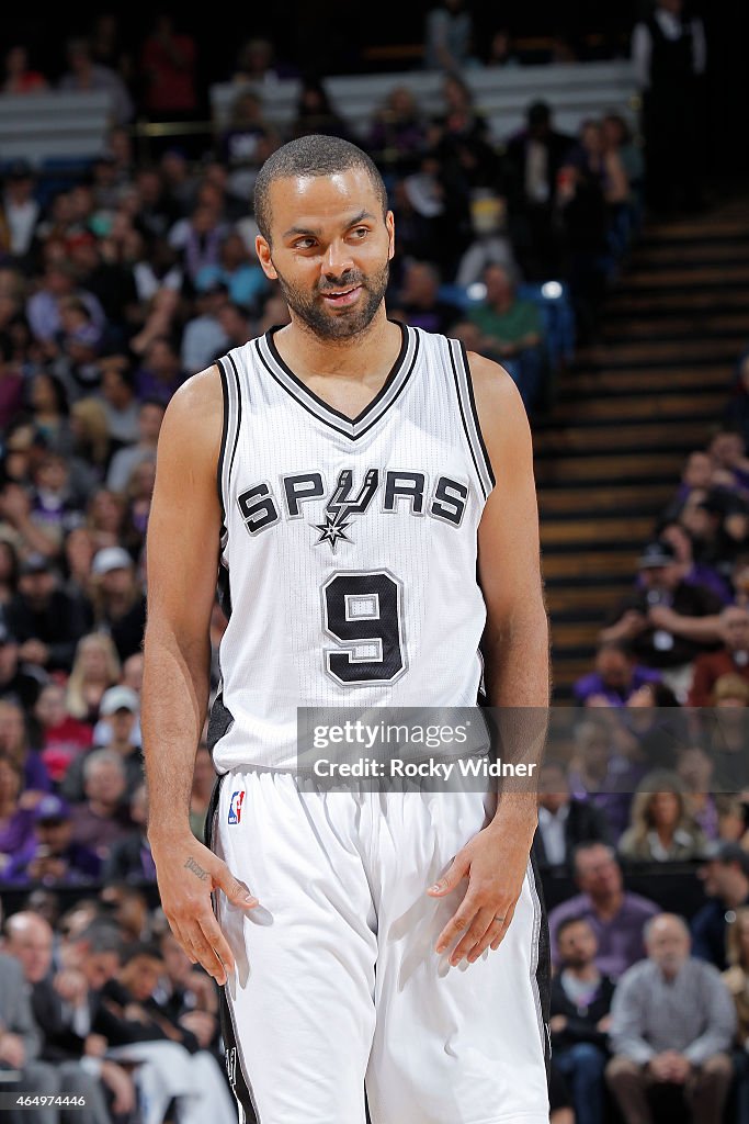 San Antonio Spurs v Sacramento Kings