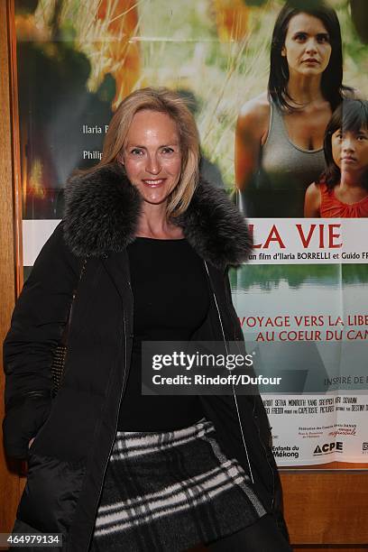 Alexandra Vandernoot attends the "Talking to the Trees-Retour a la Vie" Paris screening at Cinema l'Arlequin on March 2, 2015 in Paris, France.