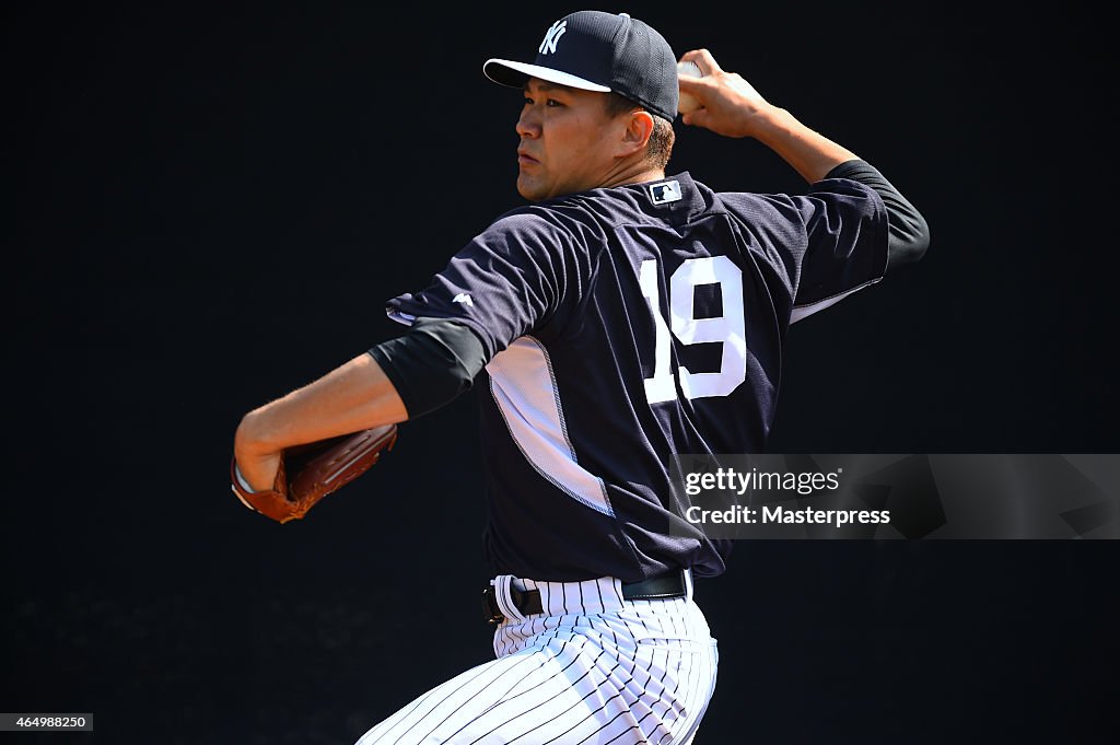 Japanese MLB Players During 2015 Spring Training