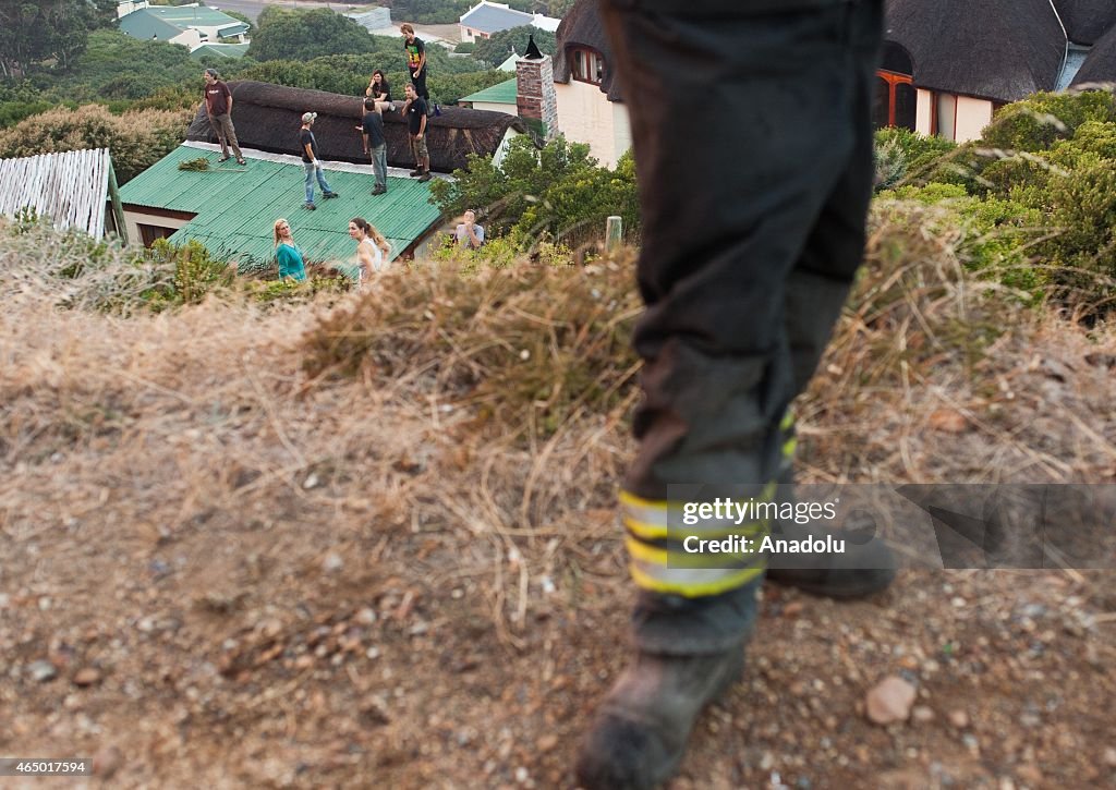 South African firefighters battle blaze in Cape Town