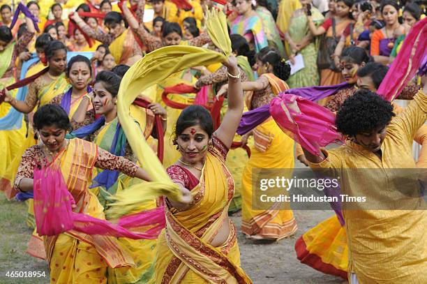 Students of Rabindra Bharati University performing dance during 'Holi' celebrations at Jorasanko Thakur Bari on March 1, 2015 in Kolkata, India. Holi...