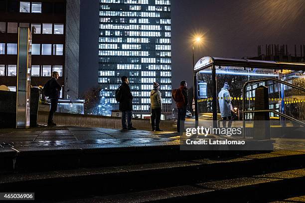 group of people waiting for the bus - sheffield university stock pictures, royalty-free photos & images